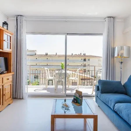 Ebro 5 Apartamento *